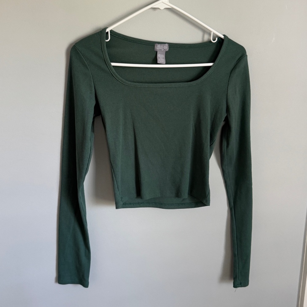 Green Long Sleeve Women's Top